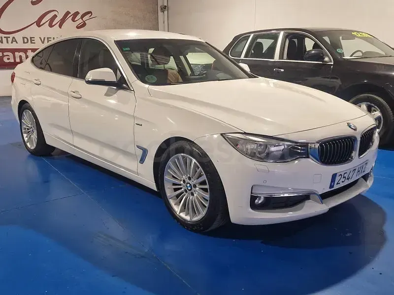 Usado BMW 318 Luxury Line 143 CV (105 kW) 2014 Blanco Familiar