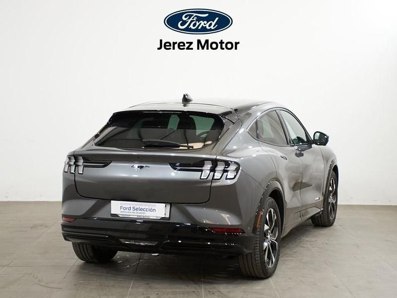 Usado Ford Mustang Mach-E Premium 216 kW (294 CV) 2023 Gris SUV