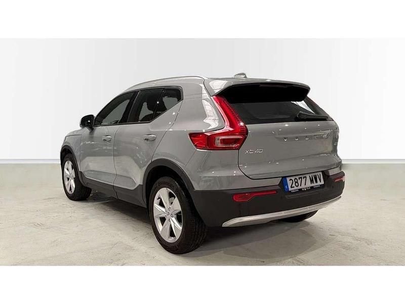 Usado Volvo XC40 Core 129 CV (94 kW) 2024 Gris SUV