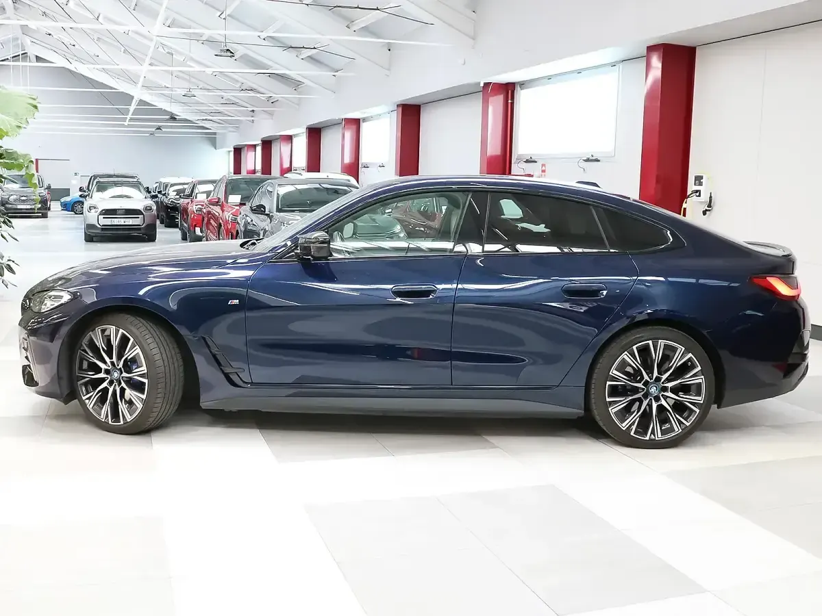 Usado BMW i4 400 kW (544 CV) 2023 Eléctrico Berlina
