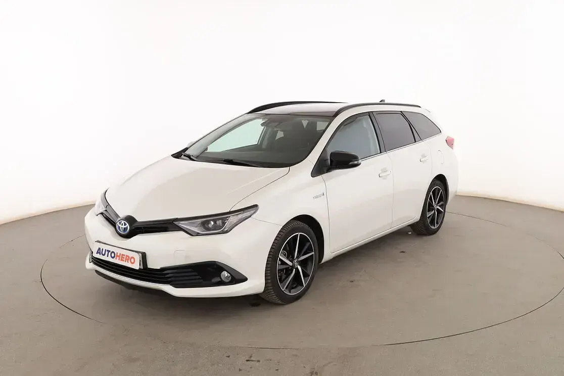 Usado Toyota Auris Touring Sports 136 CV (100 kW) 2017 Familiar