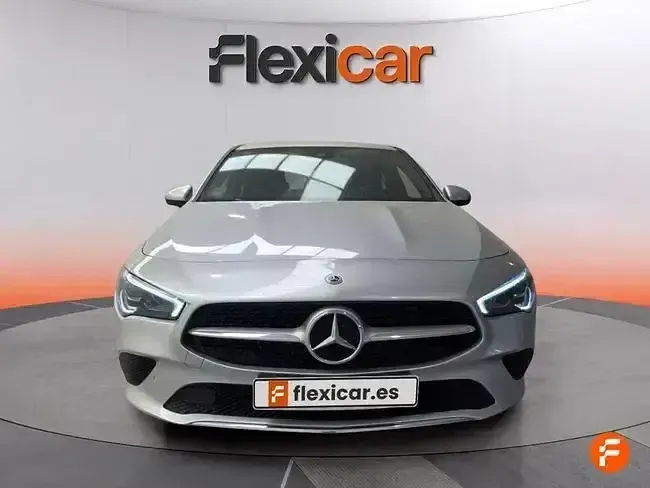 Usado Mercedes CLA220 190 CV (139 kW) 2021 Gris Coupe