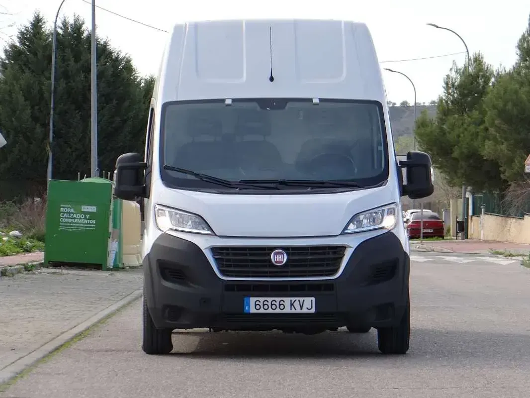 Usado Fiat Ducato 129 CV (94 kW) 2019 Blanco Van