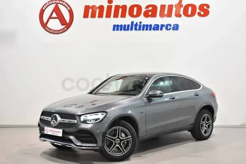 Usado Mercedes GLC300e 306 CV (225 kW) 2021 Gris / plata SUV