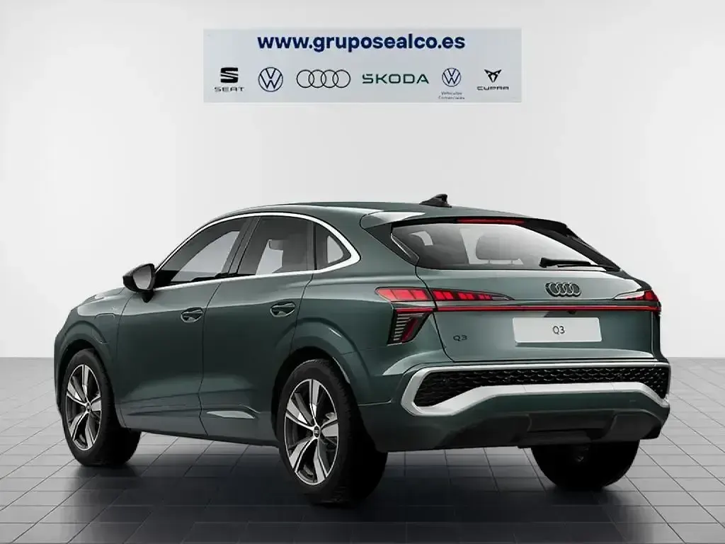 Nuevo Audi Q3 Sportback S-Line 272 CV (200 kW) 2026 Verde SUV