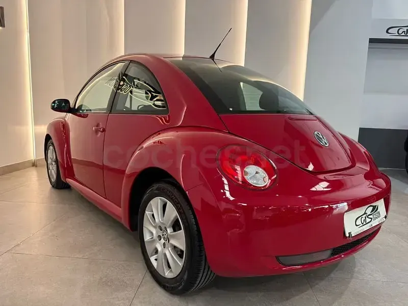 Occasion VW New Beetle 105 ch (77 kW) 2009 Rouge Citadine