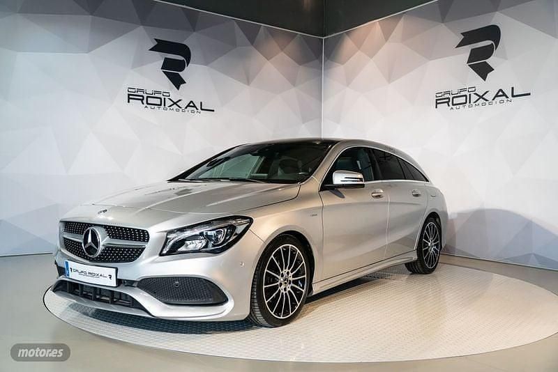 Plateado Usado 2018 Mercedes CLA220 Shooting Brake Familiar | 24.999 € (Caro) - Imagen 1/4