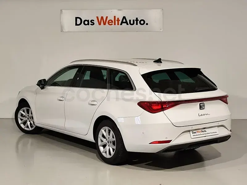 Begagnad Seat Leon Style 116 HK (85 kW) 2025 Vit Kombi