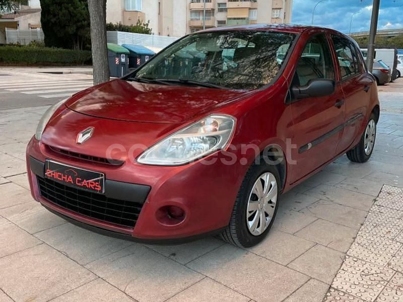 Negro Usado 2007 Renault Clio II Authentique Berlina | 2450 € (Super precio) - Imagen 1/4