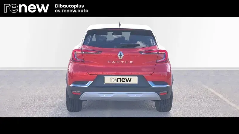 Usado Renault Captur Techno 140 CV (102 kW) 2023 Rojo SUV