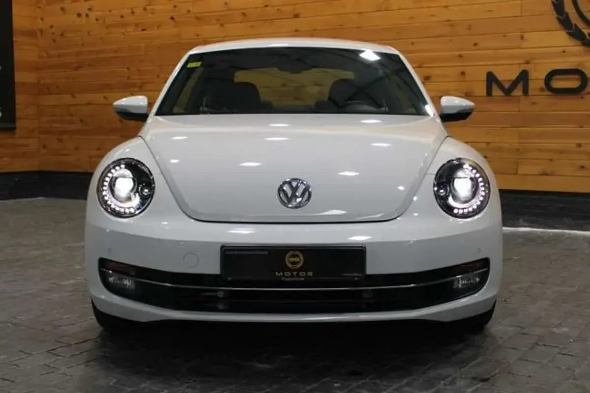 Usado VW Beetle Sportline 150 CV (110 kW) 2016 Blanco Utilitario