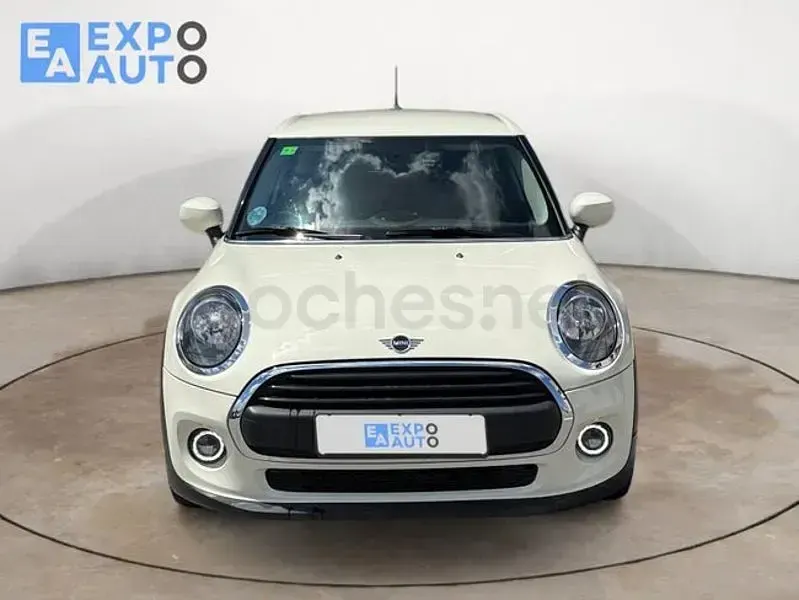 Usado Mini ONE 102 CV (75 kW) 2020 Beige Utilitario