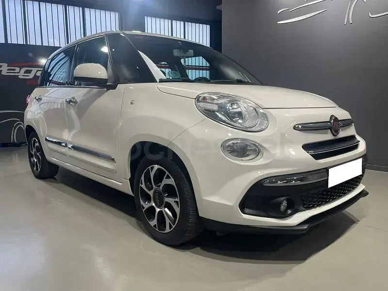 Usado Fiat 500L Lounge 95 CV (69 kW) 2018 Blanco Monovolumen