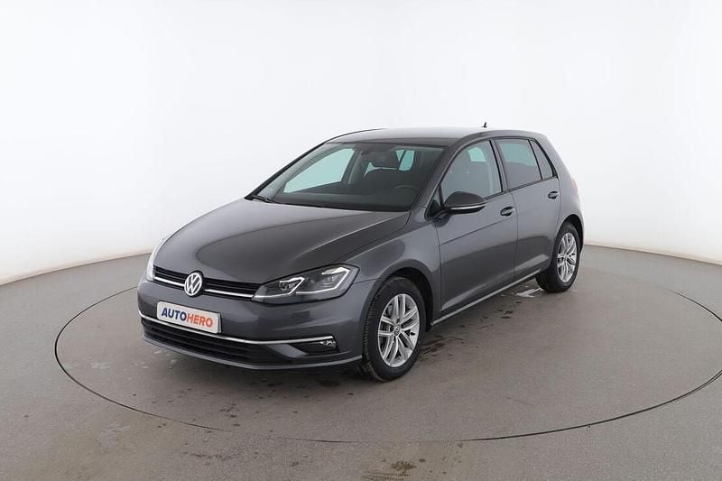 Blanco Usado 2020 VW Golf VII Advance Utilitario | 17.399 € (Precio justo) - Imagen 1/3