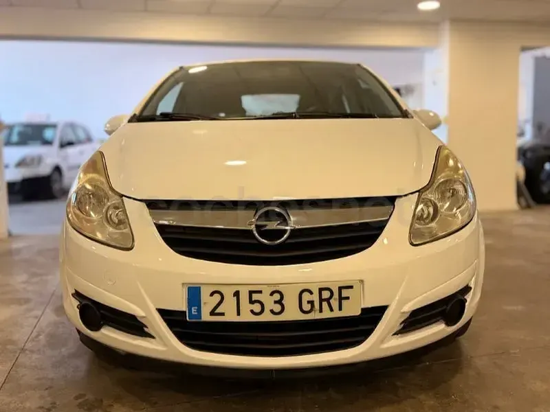 Usado Opel Corsa Essentia 80 CV (58 kW) 2009 Blanco Utilitario