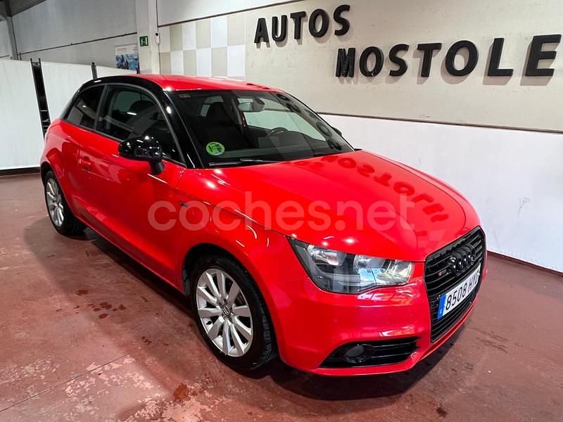 Rojo Usado 2014 Audi A1 Attraction Berlina | 8495 € (Precio justo) - Imagen 1/4