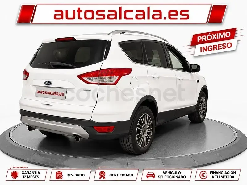 Usado Ford Kuga Titanium 150 CV (110 kW) 2014 Blanco SUV