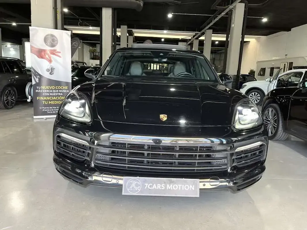 Usado Porsche Cayenne E-Hybrid 462 CV (339 kW) 2019 Negro SUV