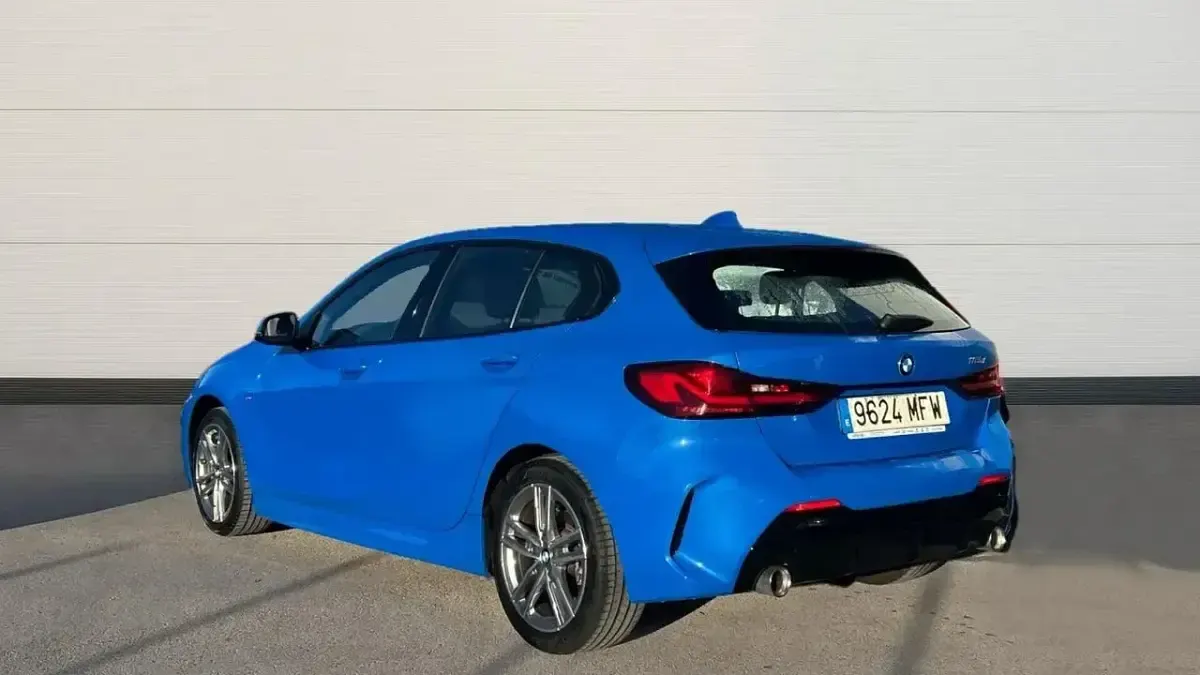 Occasion BMW 118 Comfort Edition 150 PK (110 kW) 2023 Blauw Hatchback