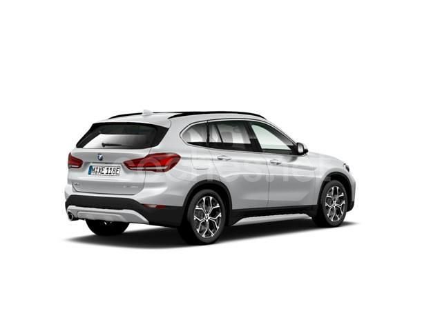 Usado BMW X1 Executive 220 CV (161 kW) 2021 Gris / plata SUV