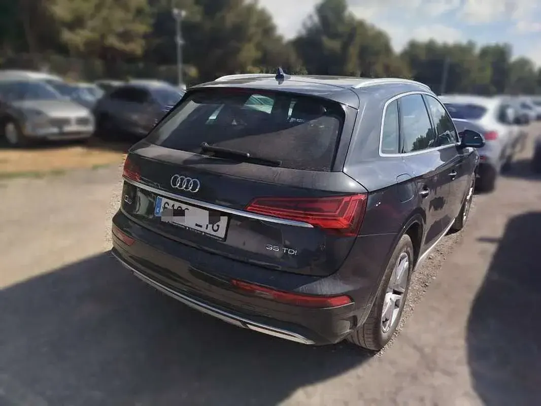 Używany Audi Q5 Advanced 163 KM (119 kW) 2022 Szary SUV