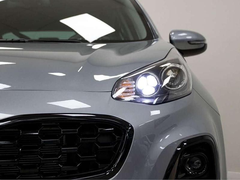 Usado Kia Sportage 136 CV (100 kW) 2021 Plateado SUV