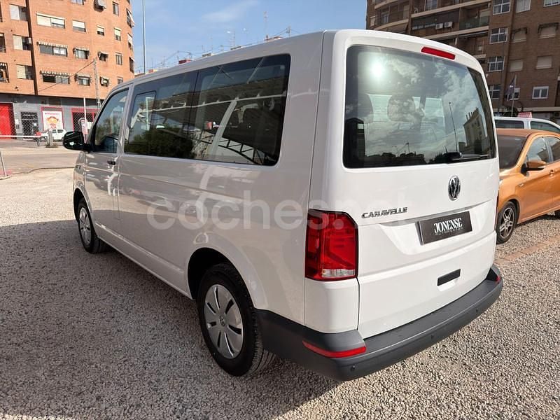 Usado VW Caravelle 110 CV (80 kW) 2022 Blanco Monovolumen