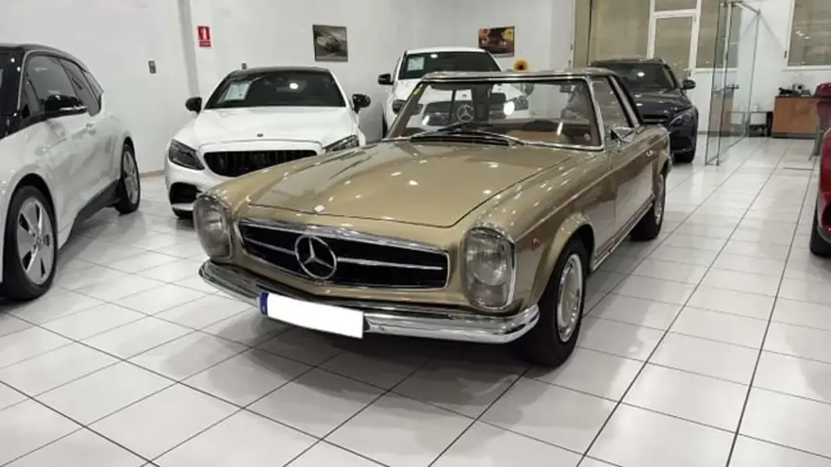 Usado Mercedes W113 170 CV (125 kW) 1968 Beige Descapotable