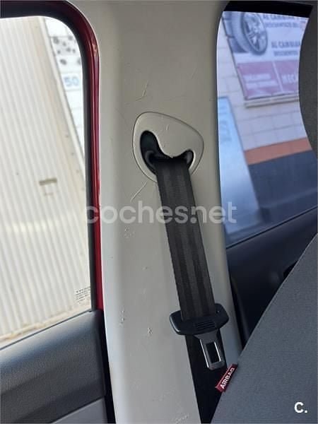 Käytetty Seat Ibiza Copa 90 HP (66 kW) 2012 Punainen Sedan