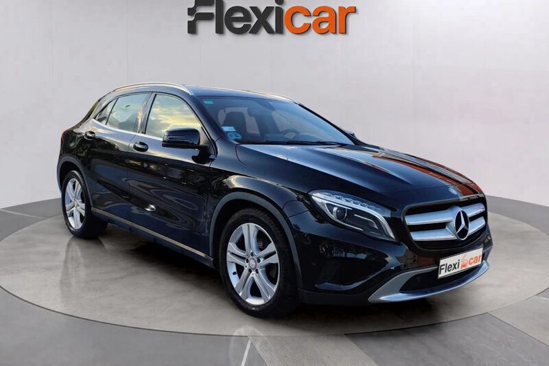 Negro Usado 2016 Mercedes GLA180 AMG line SUV | 16.990 € (Buen precio) - Imagen 1/4