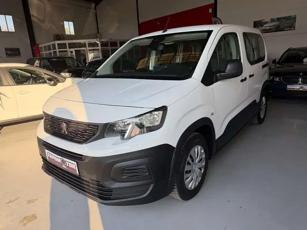 Usado Peugeot Rifter Access 99 CV (72 kW) 2020 Blanco Monovolumen