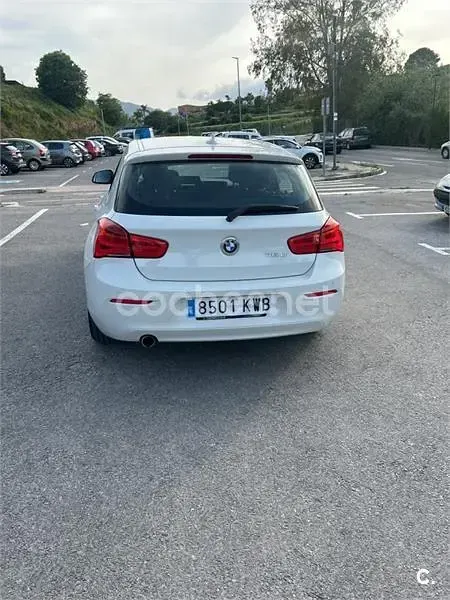 Usado BMW 116 116 CV (85 kW) 2019 Blanco Utilitario