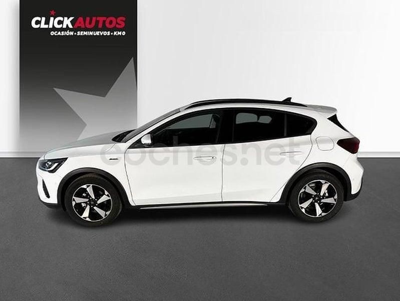 Usado Ford Focus Active 155 CV (114 kW) 2024 Blanco Berlina