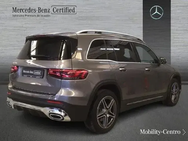 Usado Mercedes GLB220 190 CV (139 kW) 2022 Gris montaña SUV