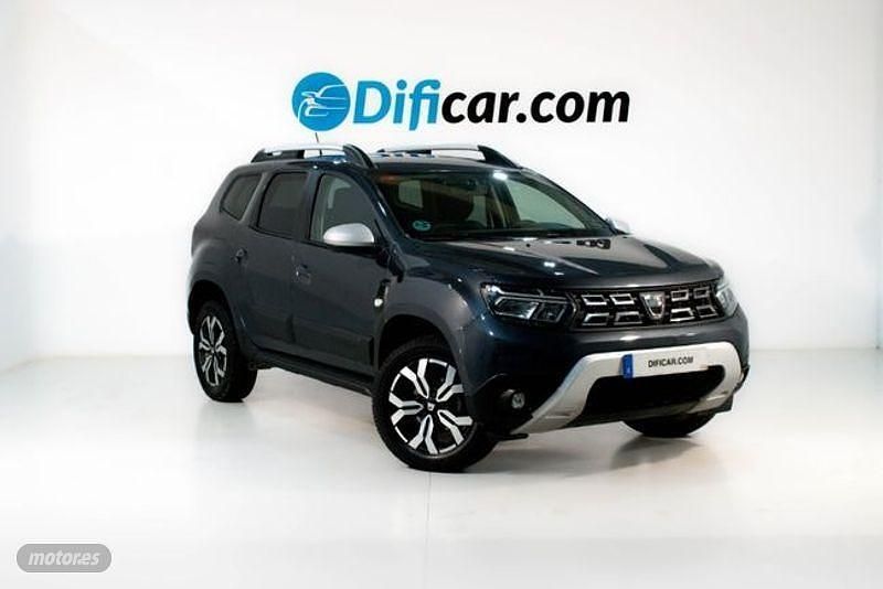 Usado Dacia Duster Prestige 150 CV (110 kW) 2021 Gris / plata SUV