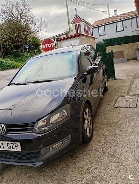 Usado VW Polo Advance 90 CV (66 kW) 2010 Negro Berlina