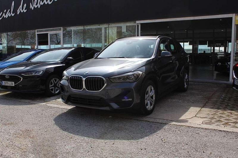 Gris Usado 2021 BMW X1 SUV | 25.850 € (Precio justo) - Imagen 1/4