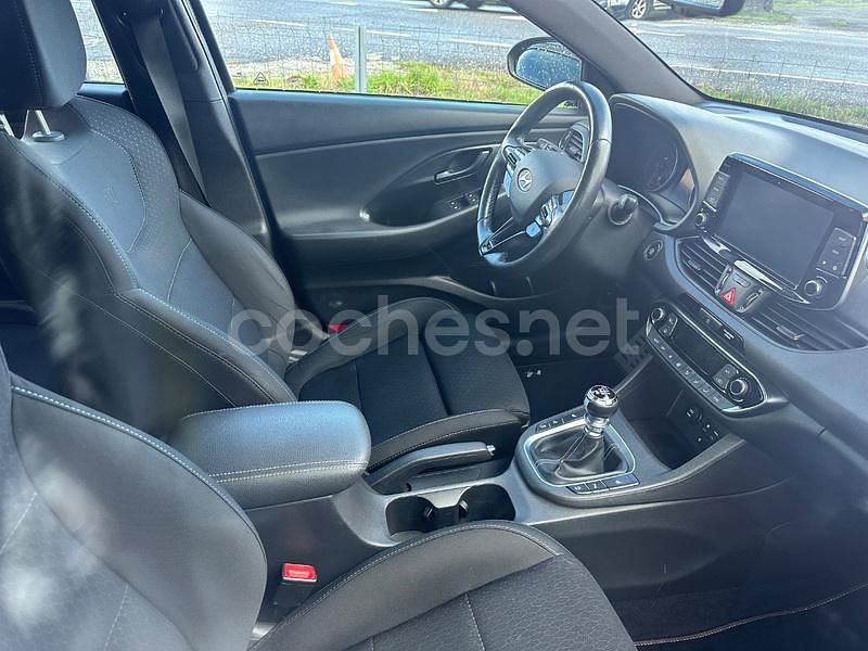 Usado Hyundai i30 275 CV (202 kW) 2019 Gris / plata Berlina
