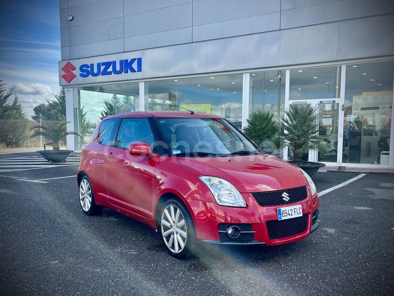 Rojo Usado 2007 Suzuki Swift Sport Berlina | 9500 € - Imagen 1/4
