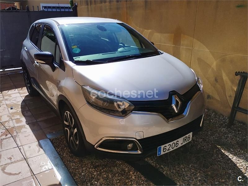 Gris / plata Usado 2016 Renault Captur Intens SUV | 6700 € (Super precio) - Imagen 1/4