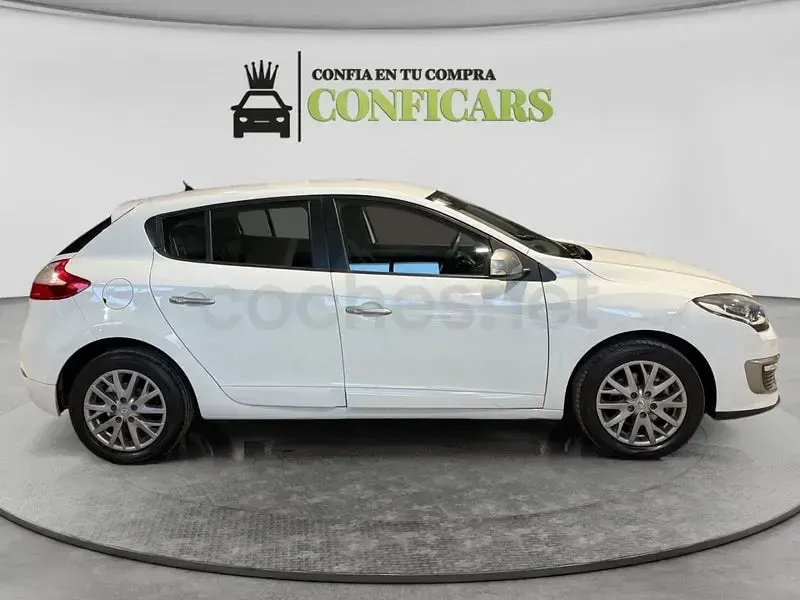 Usado Renault Mégane Life 115 CV (84 kW) 2013 Blanco Berlina