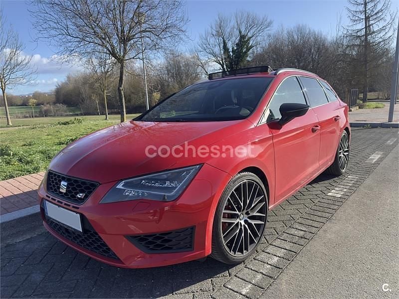 Usado Seat Leon ST CUPRA 290 CV (213 kW) 2016 Rojo Familiar