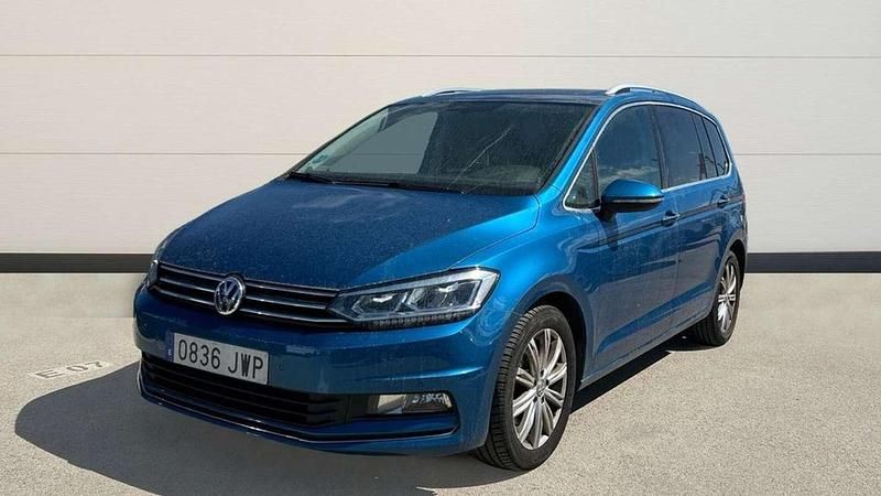 Usado VW Touran Sportline 116 CV (85 kW) 2017 Azul Monovolumen