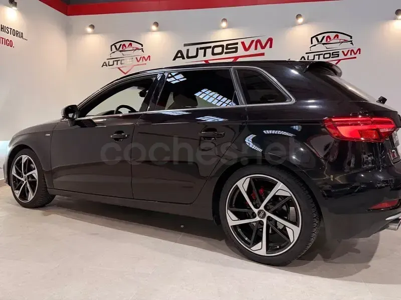 Usado Audi A3 S-Line 116 CV (85 kW) 2018 Negro Berlina