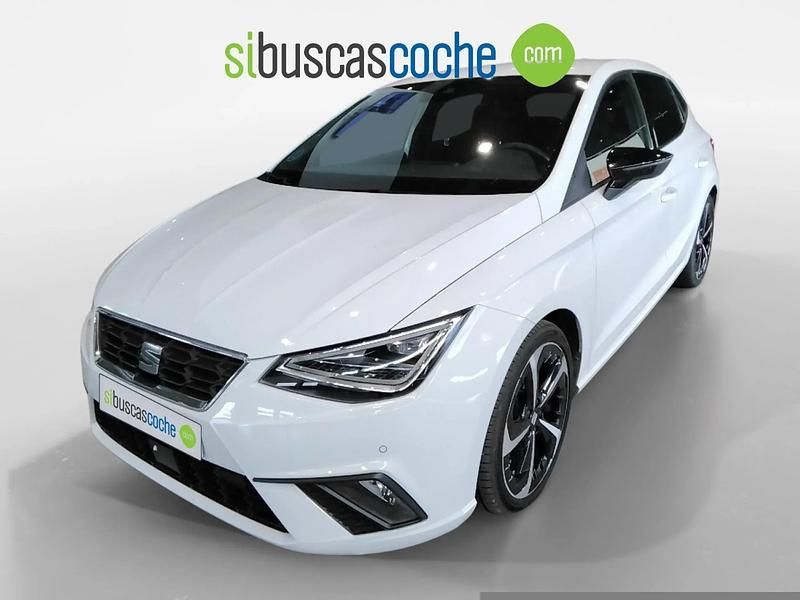 Usado Seat Ibiza FR 150 CV (110 kW) 2023 Blanco