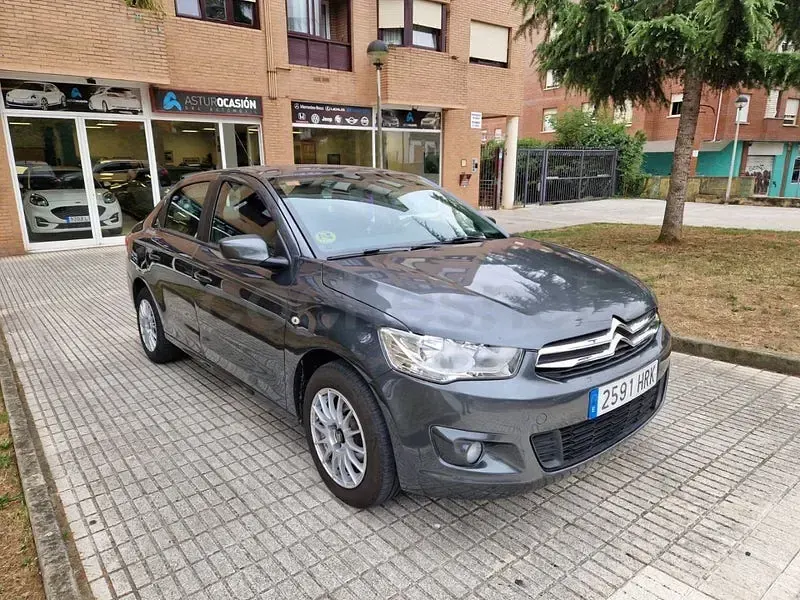 Usado Citroën C-Elysee I Seduction 92 CV (67 kW) 2013 Gris / plata Berlina
