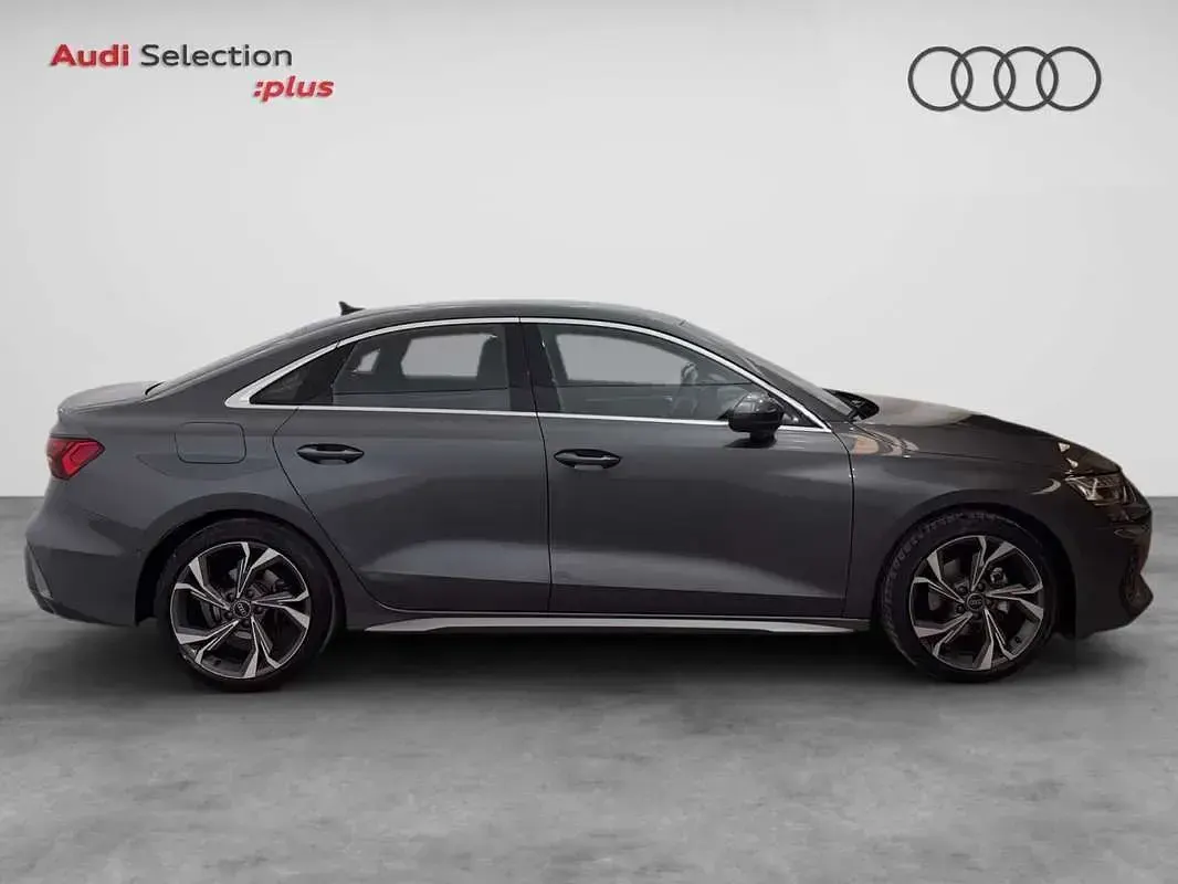 Usado Audi A4 S-Line 150 CV (110 kW) 2024 Gris Berlina