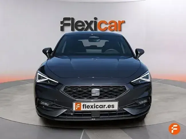 Usado Seat Leon FR 150 CV (110 kW) 2025 Blanco