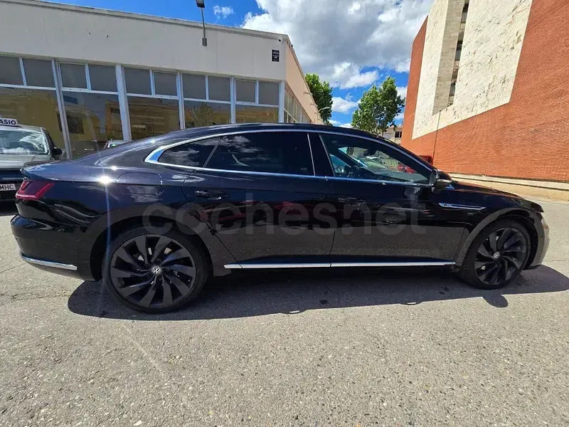 Usado VW Arteon R-line 240 CV (176 kW) 2020 Negro Berlina
