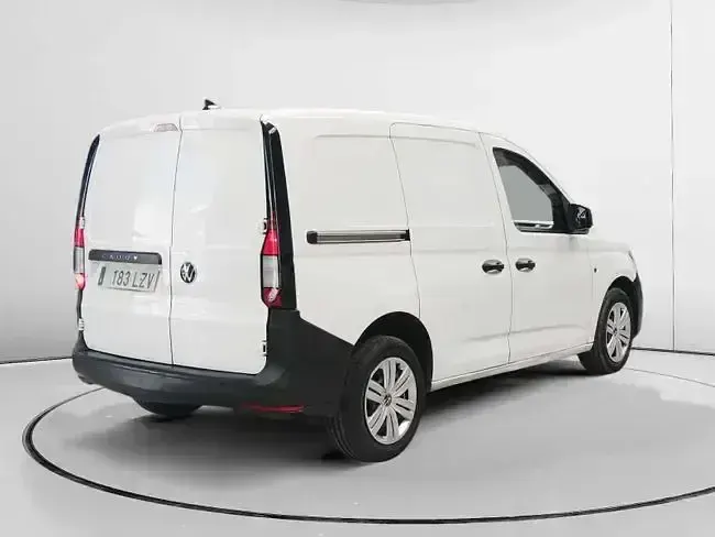 Usado VW Caddy 102 CV (75 kW) 2022 Blanco Monovolumen
